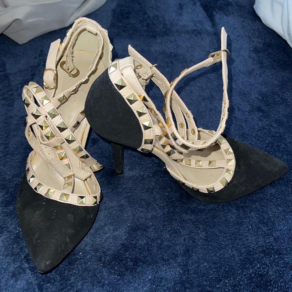 Wild diva studded stiletto high heels